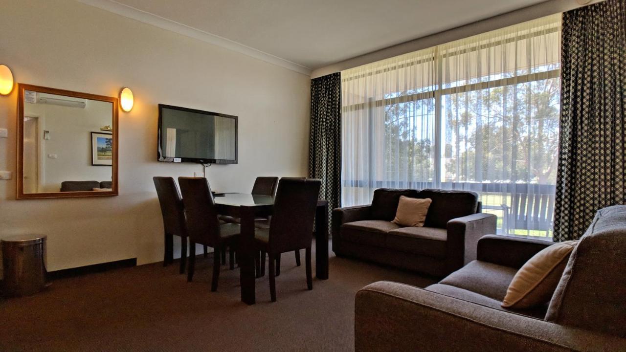 Quality Inn Dubbo International Экстерьер фото